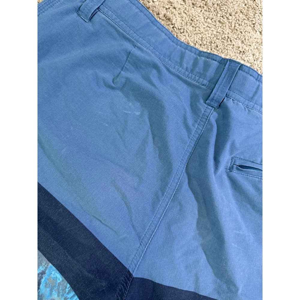 Realtree Fishing Cargo Shorts Blue Camo Utility Outdoor Gorpcore Performance M - Picture 6 of 7